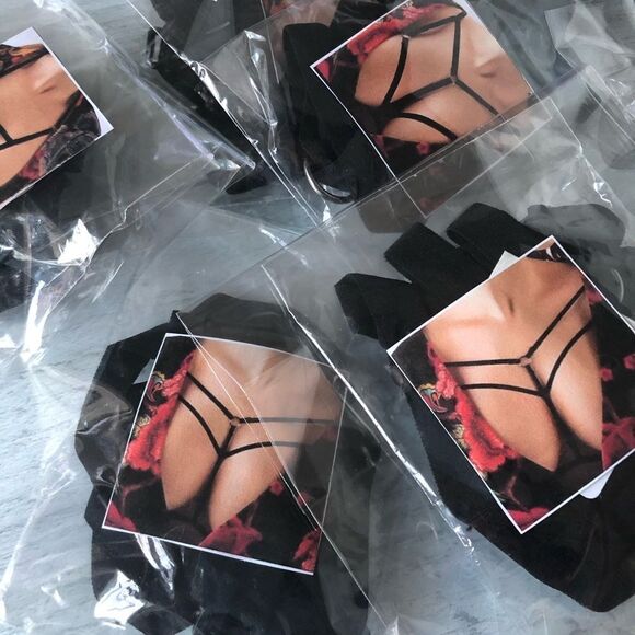 Black Harness Adjustable Strappy Bra Style# L - Picture 4 of 4